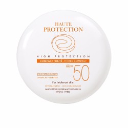 SOLAIRE HAUTE PROTECTION compact teinté SPF50 doré
