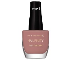 NAILFINITY 215-standing ovation