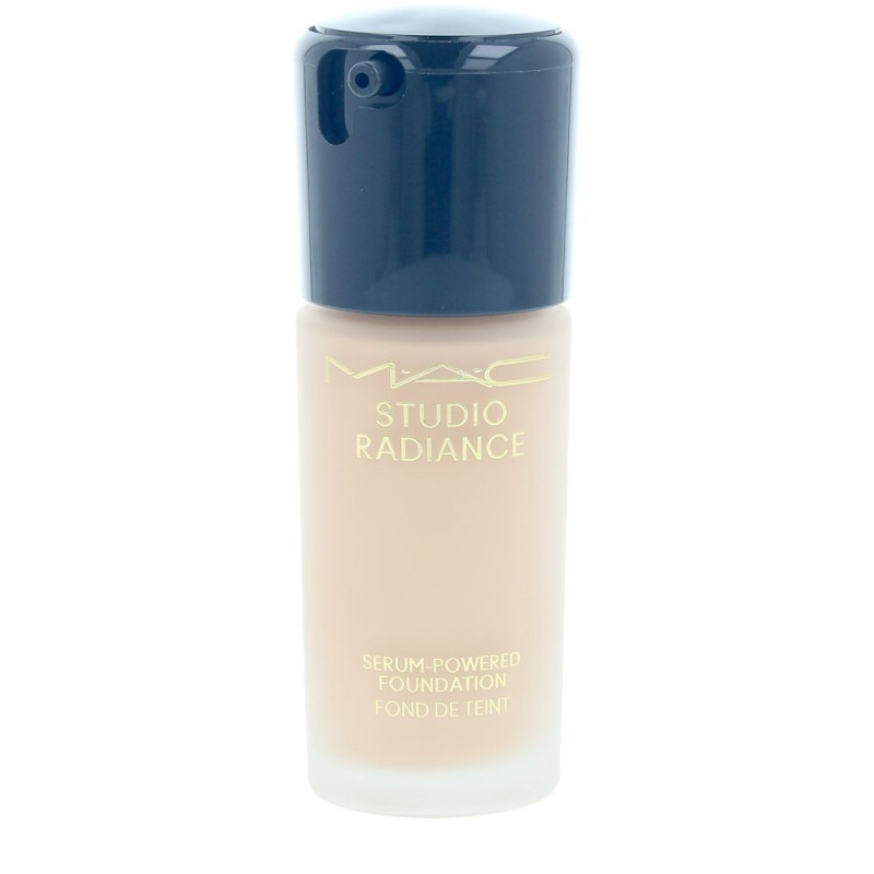 Fond de teint propulsé STUDIO RADIANCE SERUM NC15 30 ml