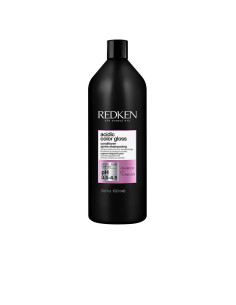 L'après-shampooing ACIDIC COLOR GLOSS rehausse l'éclat de votre couleur 1000 ml